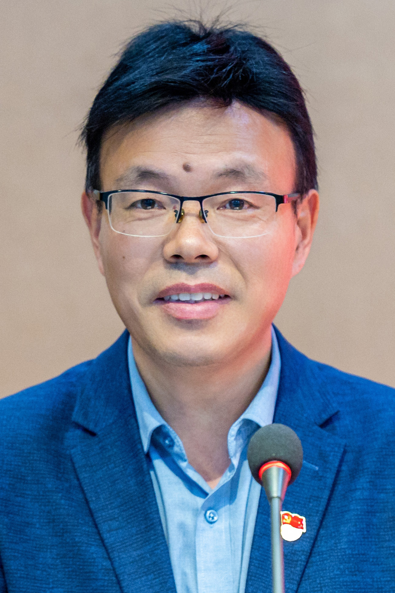 张宏波.jpg
